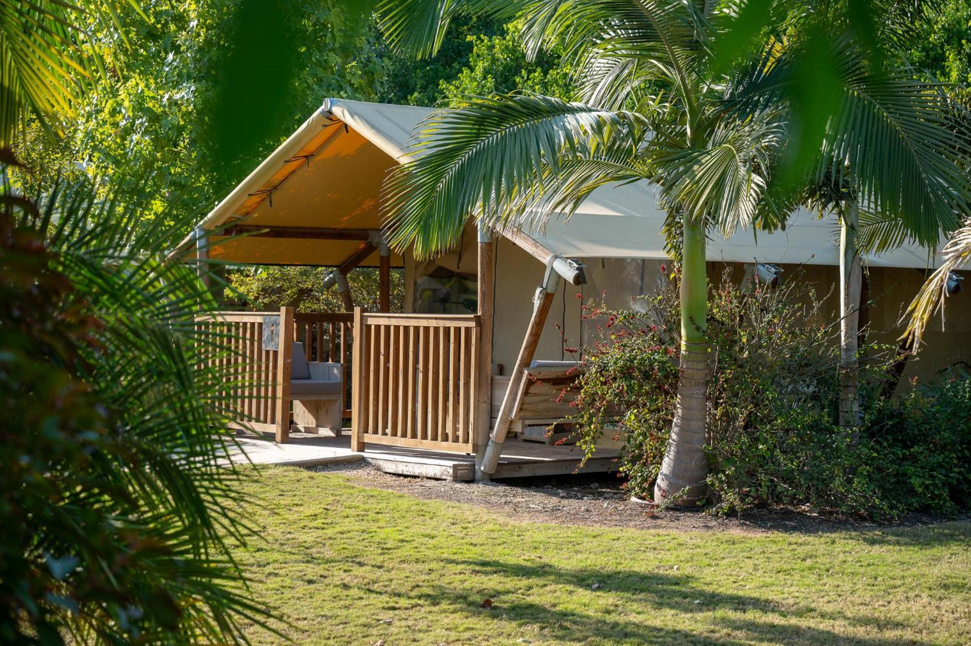 Готель Layla Glamping Нір-Давід Екстер'єр фото