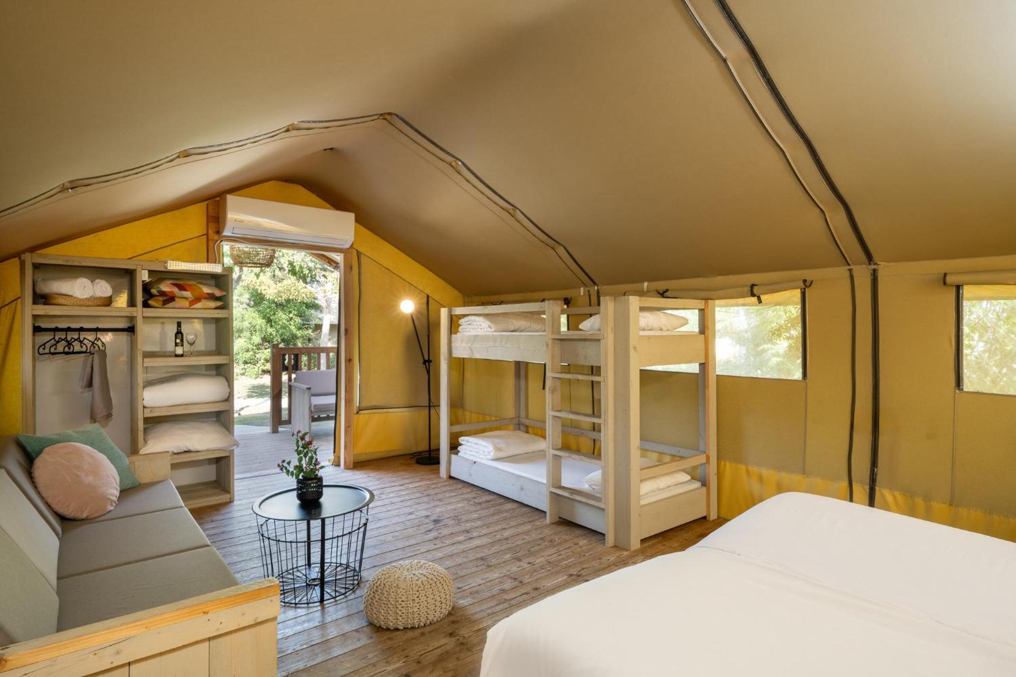 Готель Layla Glamping Нір-Давід Екстер'єр фото